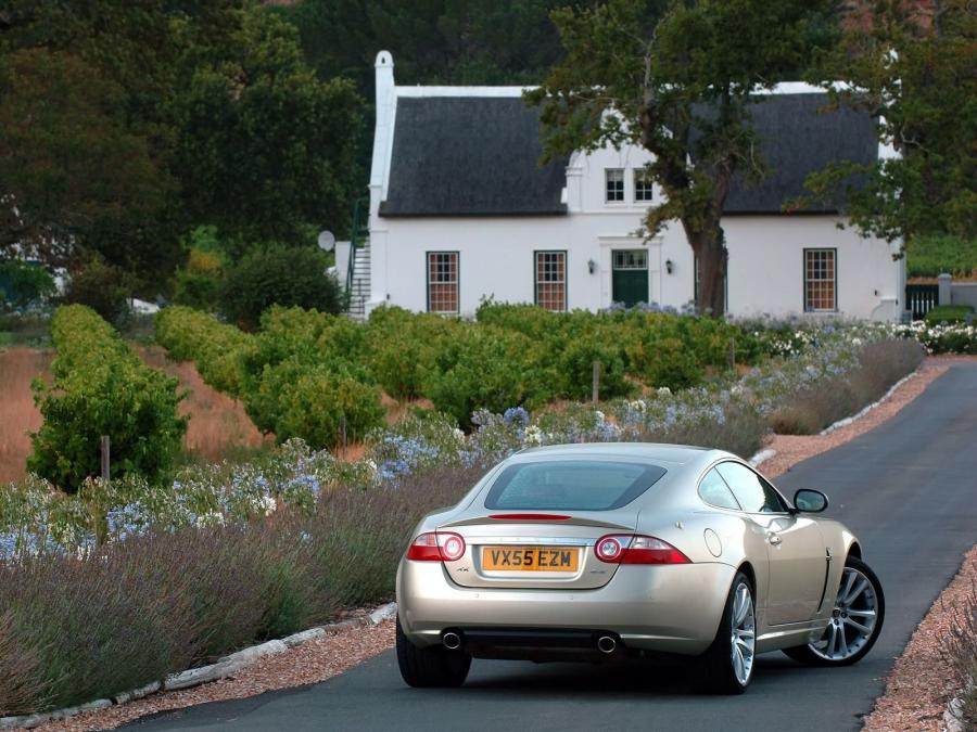  Jaguar XK Coupe 2006 года  (UK) (фото 25 из 38)